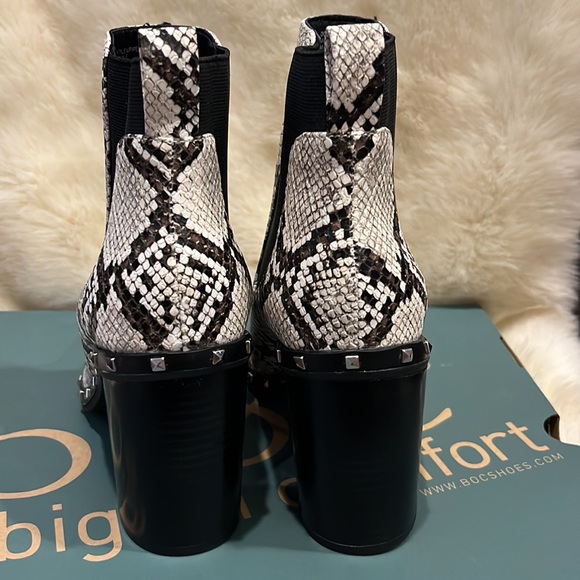New Charles David snake boot - Picture 5 of 11